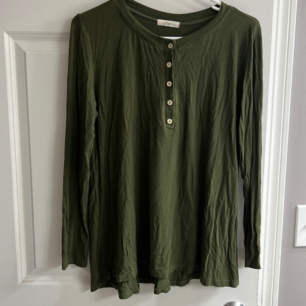 Cherish Henley Top - Size Large